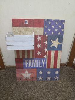 Key Hanger & Basket + America
