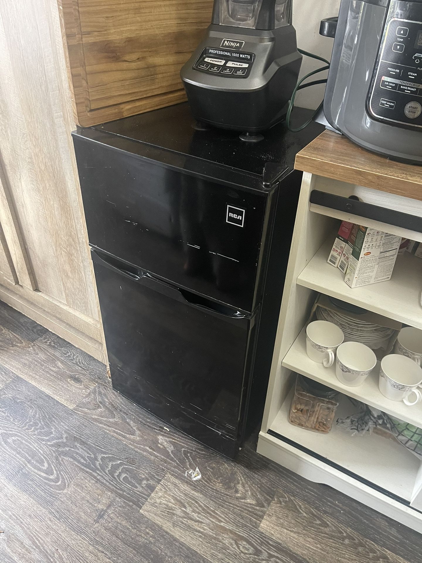 Mini Fridge