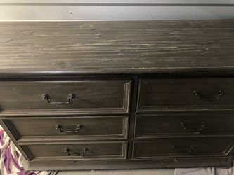 Dresser Set