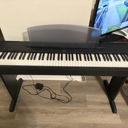 Yamaha piano P 60