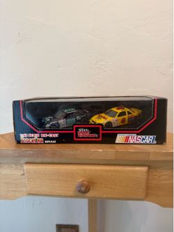 Racing Champions 1991 NASCAR 1:43 Die-Cast Stock Cars 2-Pack