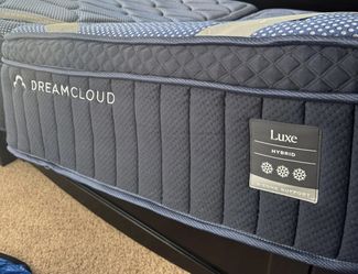 DreamCloud Luxe Hybrid Mattress(1 Twin XL) x2