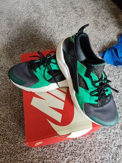 Nike Huarache ultra 2014 10.5