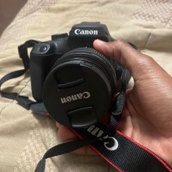 Canon EOS Rebel T100