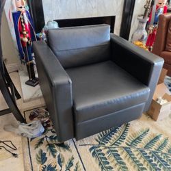 Black Sofa Lounge Chair Leatherette 32x29inch