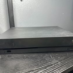 Xbox One X - 1TB