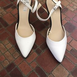 White High Heels ! Size 10 Women