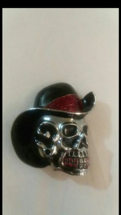 Skeleton head belt buckle