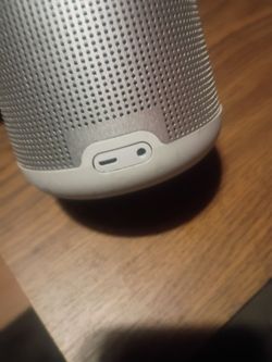 Boss blue tooth speaker