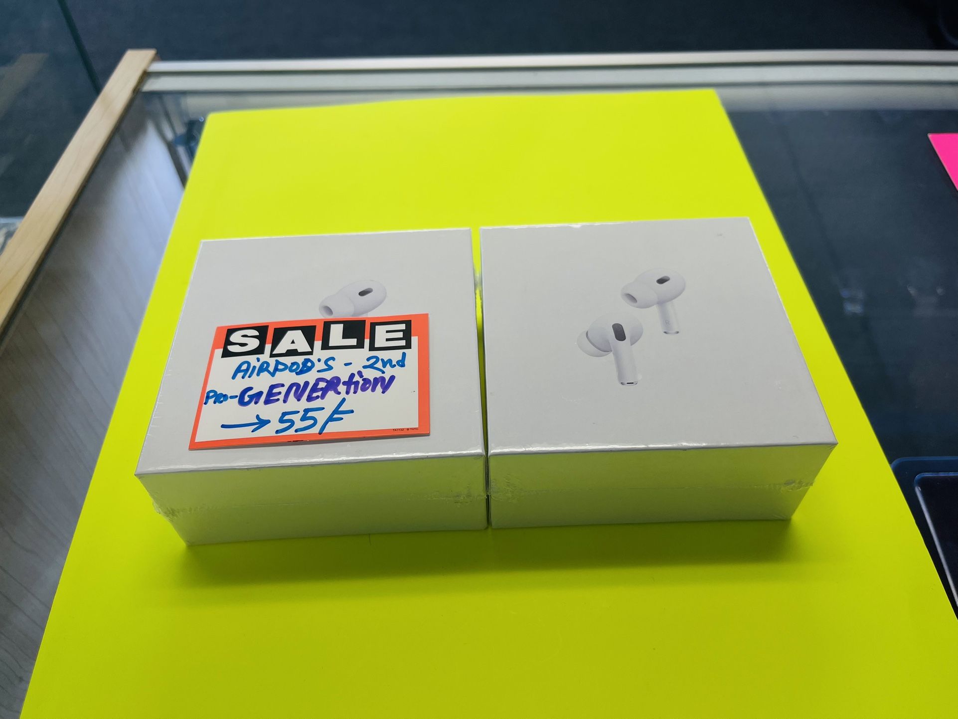 AirPods