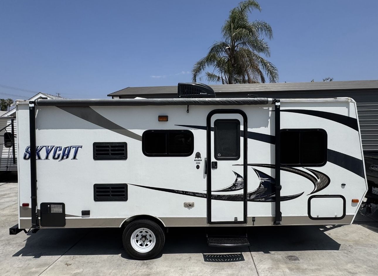 2014 Layton homes Skycat