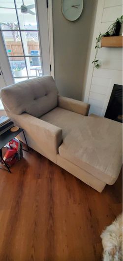 Ashley Mahoney Chaise Lounge