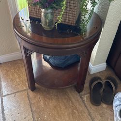 Round Accent Table Antique