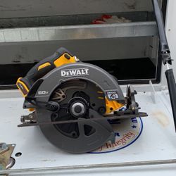 New Dewalt 60v Flex Saw