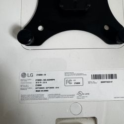 LG 4k Monitor (27UD68)