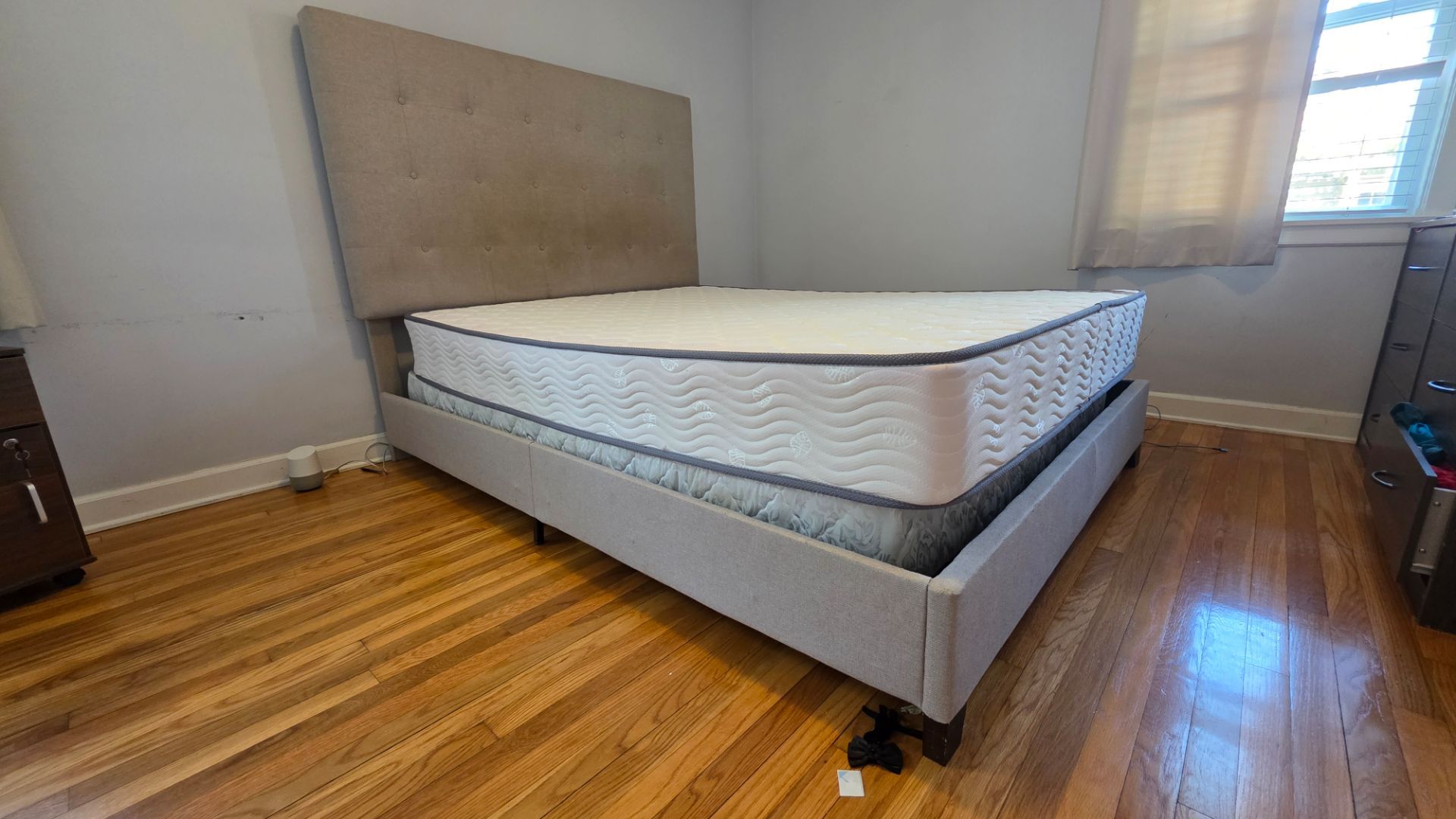 Free queen bedroom set