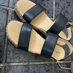 Sundials Sandals