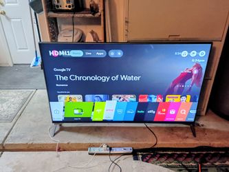 65 inch LG Smart 4K  tv with remote