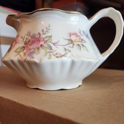 Porcelain Creamer