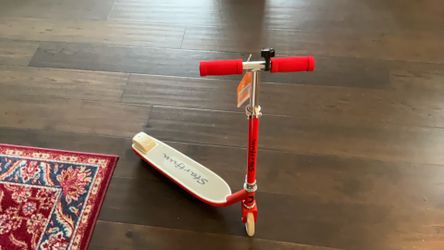 Electric Scooter for Kids Ages 6-12, 150W Motor Provide Up to 8 MPH & 5 Miles 132 Lbs with Charger