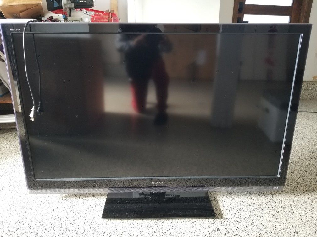 Sony Bravia LCD TV 52 inch