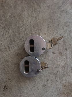 Container guard lock