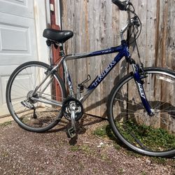 Trek 7300 Hybrid Bike Size Large