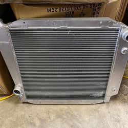LA Zona Auto Parts 1966 to 1977 Ford Bronco 3 Row Radiator Radiador de 3 ileras Cooling  