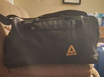 REEBOK OVERNIGHT BAG