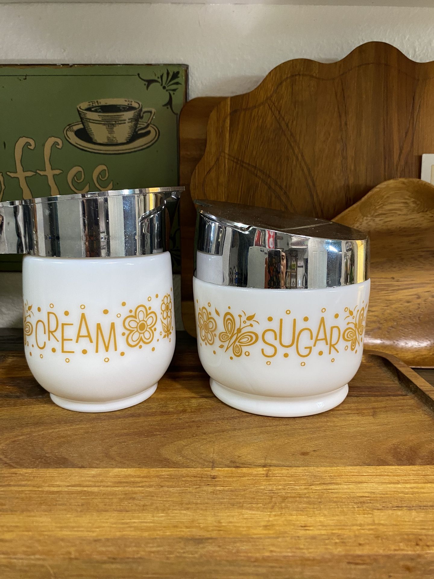 Vintage Creamer And Sugar Bowl