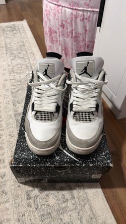 Jordan retro 4 military black