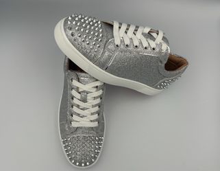 Womans Shoes