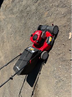 Self propelled mower