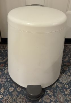 Snapp IKEA Trash Bin, 3 Gallon