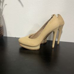 Heels! Size 8.5-9.5