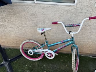 Huffy Sea Star girls' bike, 20-inch For ($17 ) 