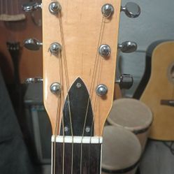 Acoustic Old ,1970 Mint Made By Guild 