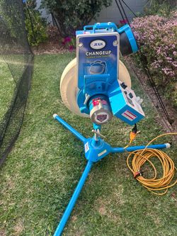 For Sale Jugs Changeup Super Softball Pitching Machine