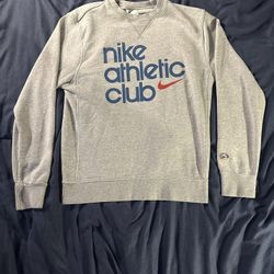 Nike Athletic Club Crew neck 