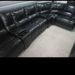 SECTIONAL GENUINE LEATHER RECLINER ELECTRIC BLACK COLOR.. DELIVERY SERVICE AVAILABLE 💥💥✅🚚