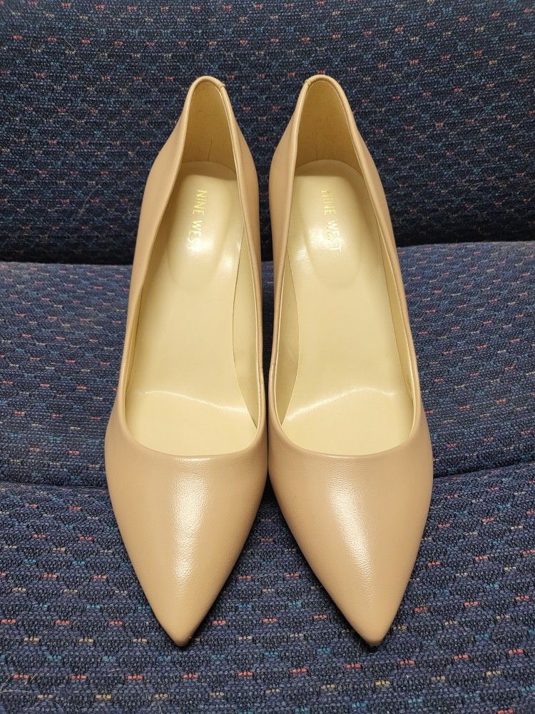 best seller
Nine West Etta Women's Leather High Heels
Nine West
4.1 ou