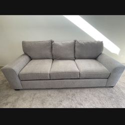 Excellent Couch! Bought New From Jerome!