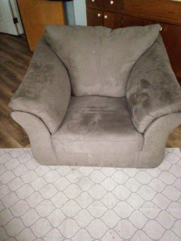 Ashley Chair