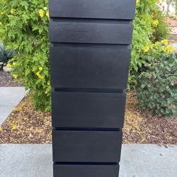 Black Modern 6 Drawer Dresser Chest of Drawers Vanity Furniture Great Condition 