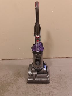 Dyson Airmus Upright Vacuum Cleaner