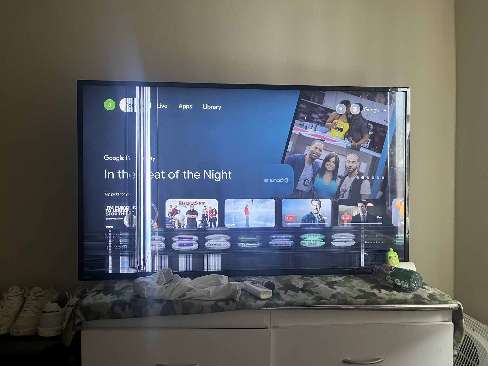 CRACKED 55 INCH TV SCREEN