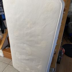 Sealy Baby Mattress 4ft down & 27” across