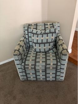 Macy’s Swivel Chair 2020