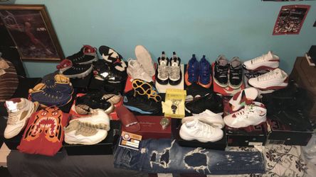 Kicks Sz 9-9.5 Cash Only Unless A Good Trade Sz9-9.5 Linen 10s Are Size 8 Jeans 32 Bape Large Any Questions Dm me 👌🏼