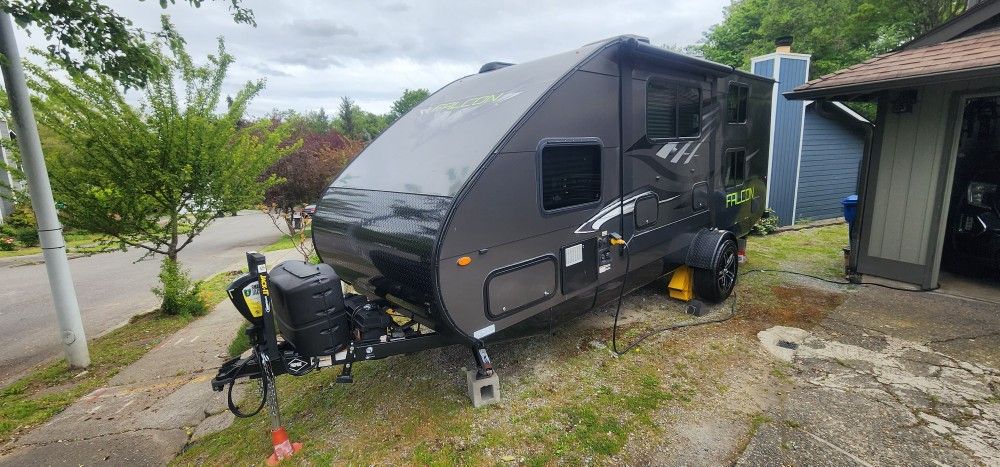 2019 Travel Lite Falcon 24-BH